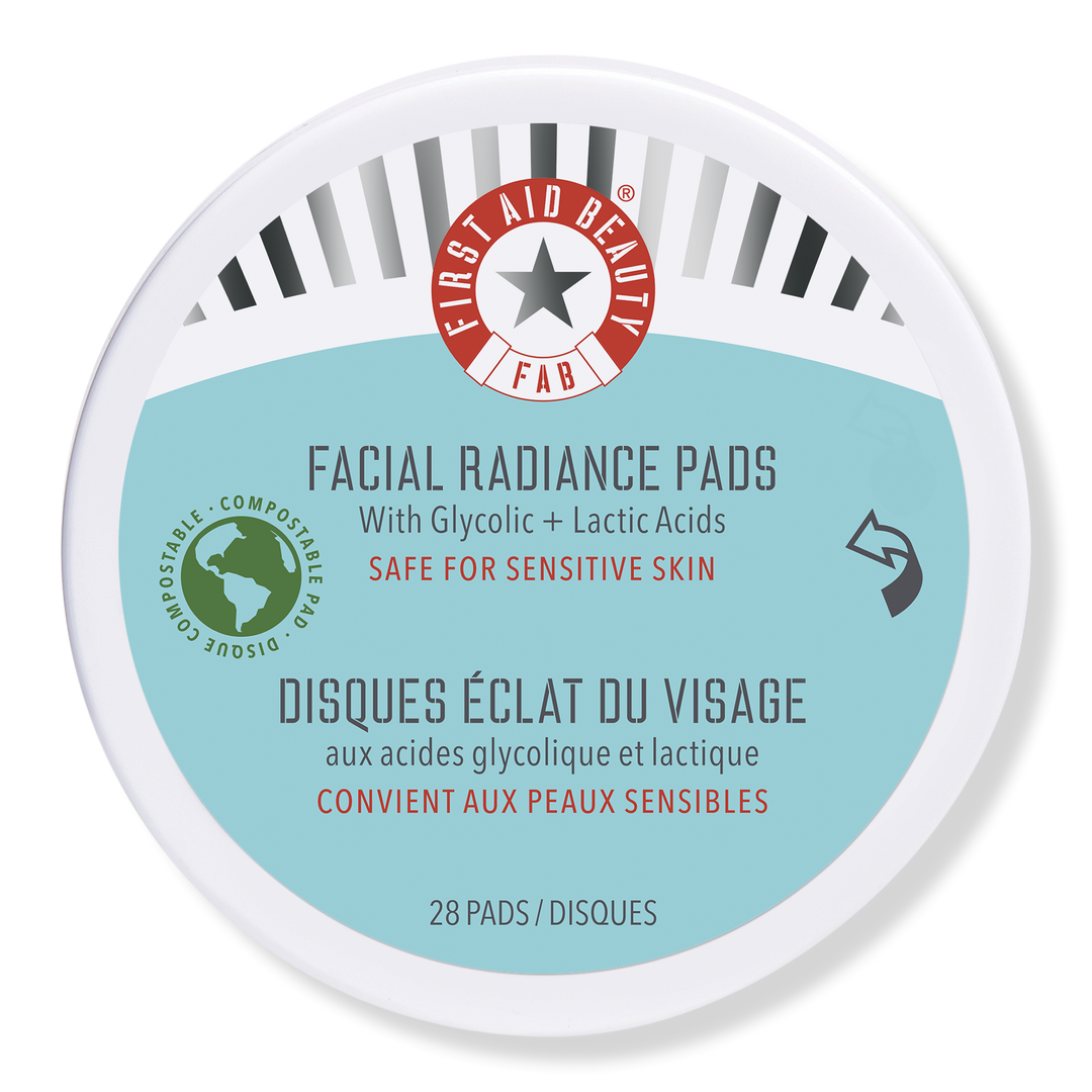 FIRST AID BEAUTY - Travel Size Facial Radiance Pads with Glycolic + Lactic Acids